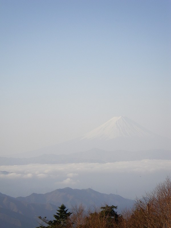 ハァハァと疲れていても富士山はキレイです。