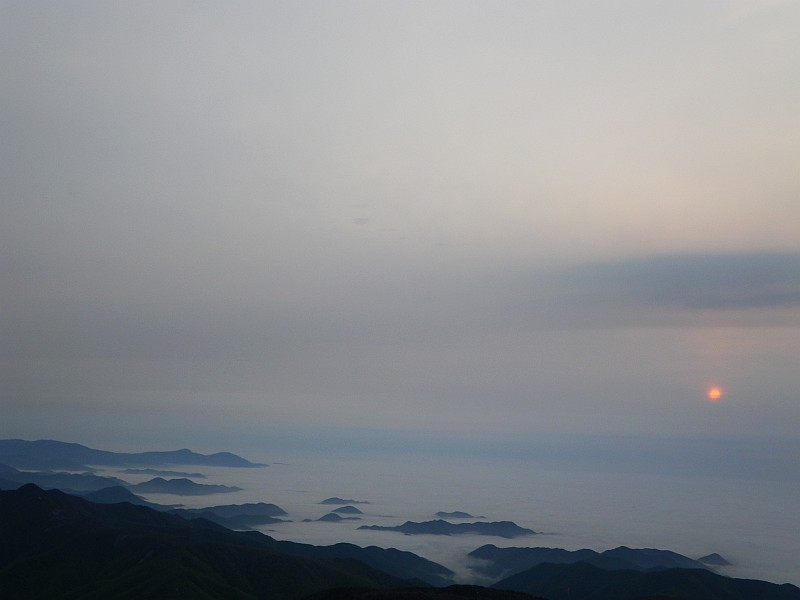 蔵王連峰からおはようございます。